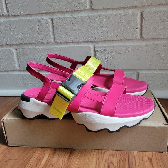 SOREL Kinetic Impact Sling Sandals Cactus Pink 8, New Without Box - Picture 3 of 8